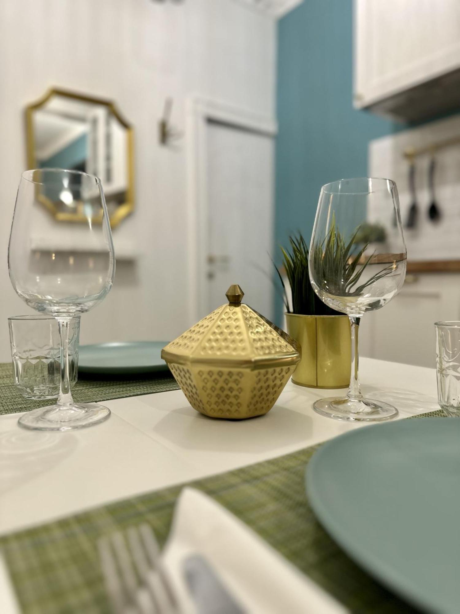 Aquarium Exclusive Loft - Private Parking Appartement